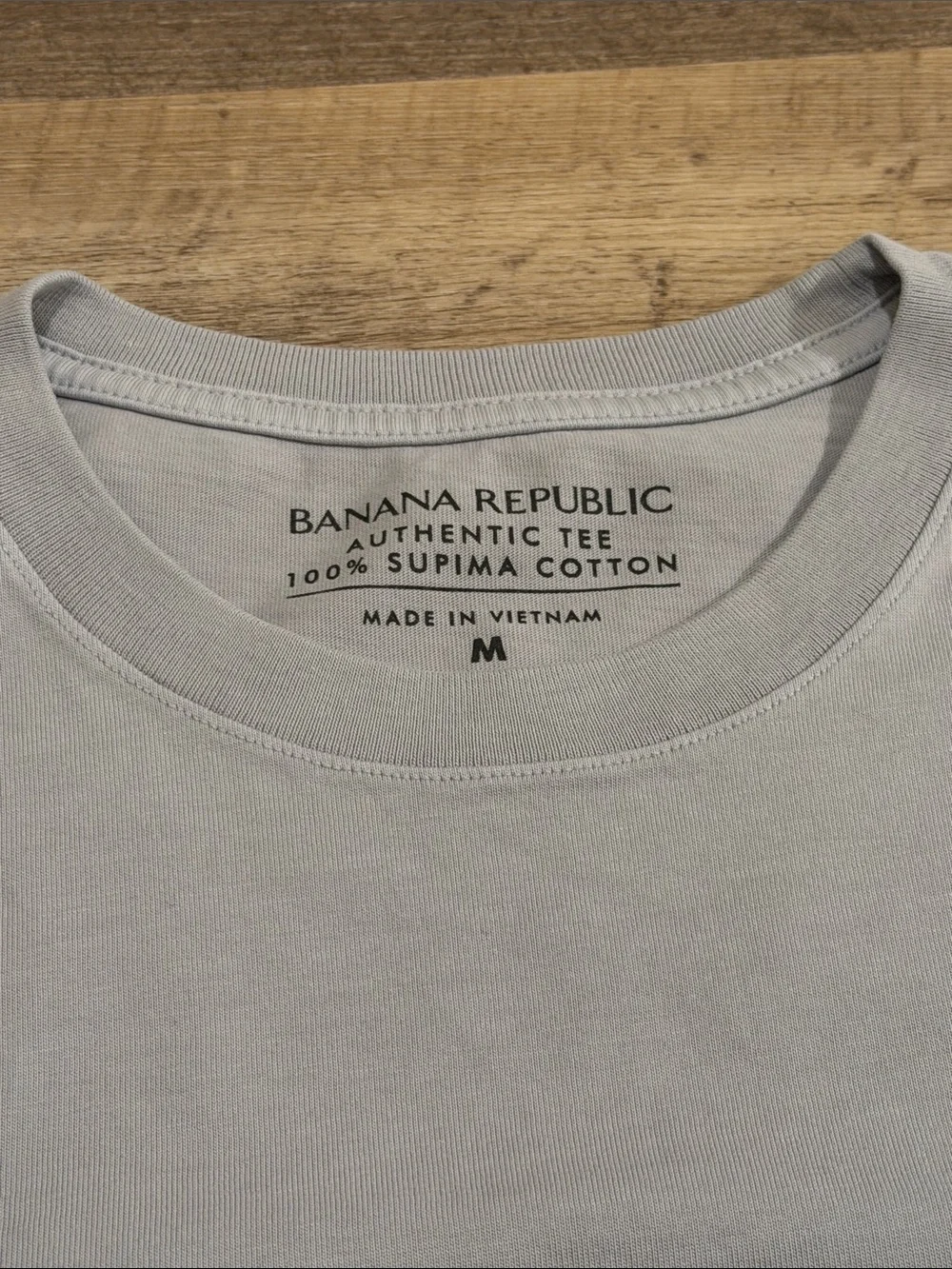 New Banana Republic Men's Crewneck Pocket Tee